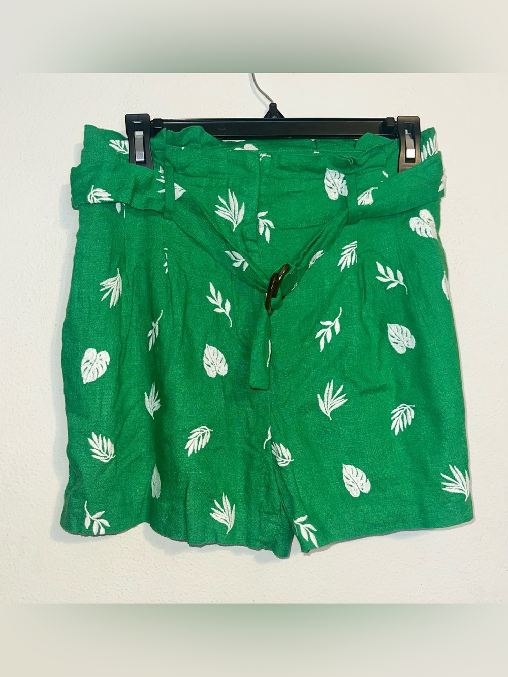 Ann Taylor Green Leaf Print Waist Shorts